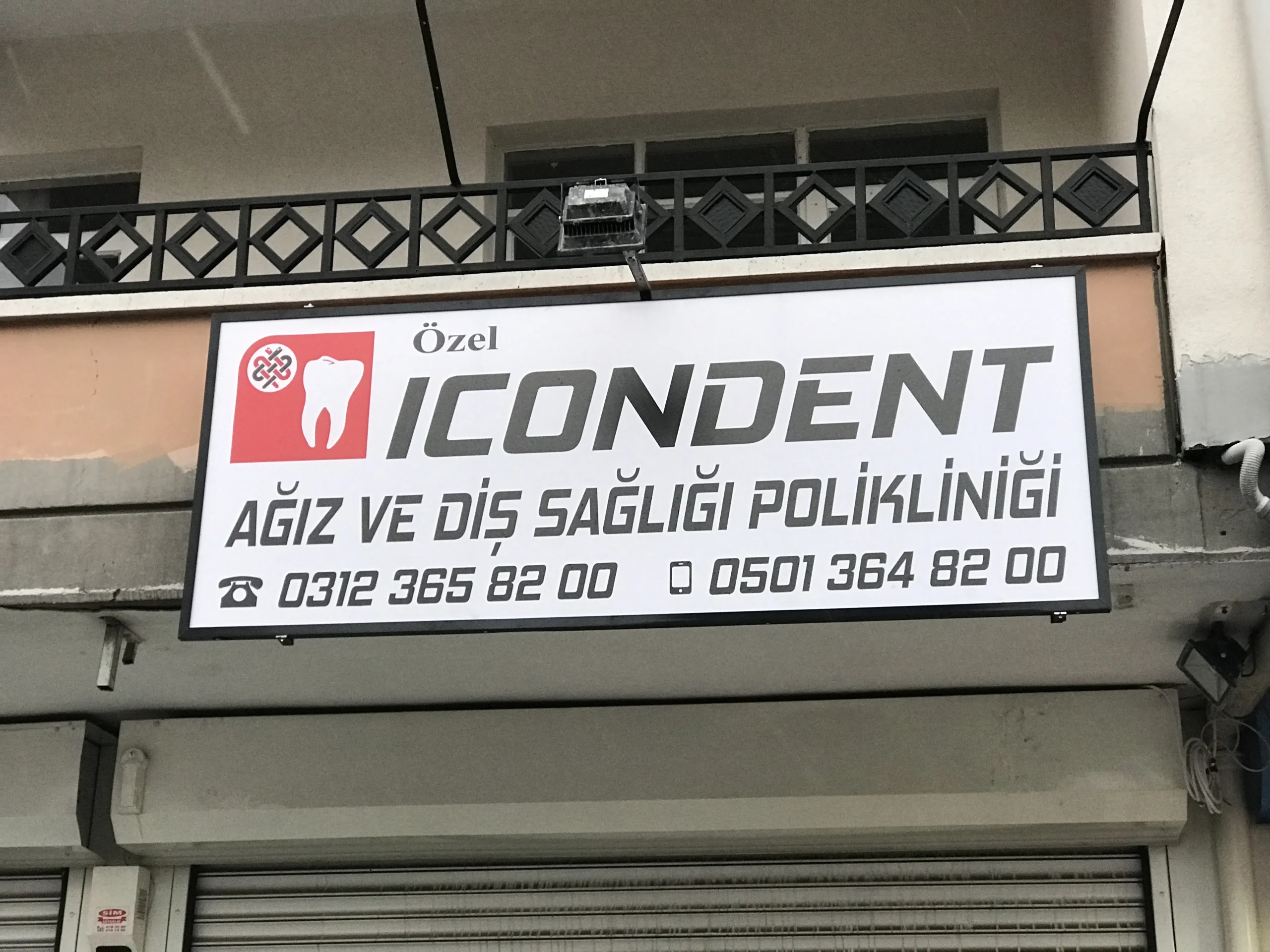 Vinil Germe Işıklı Tabela Örneği
